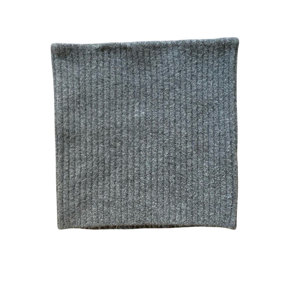 Zara Minimal Chic Ribbed Knit Cozycore Casual Cropped Strapless Tank